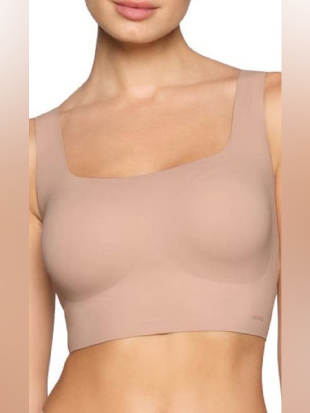 SKIMS Naked Wireless Scoop Longline Bra Sand - Size Large